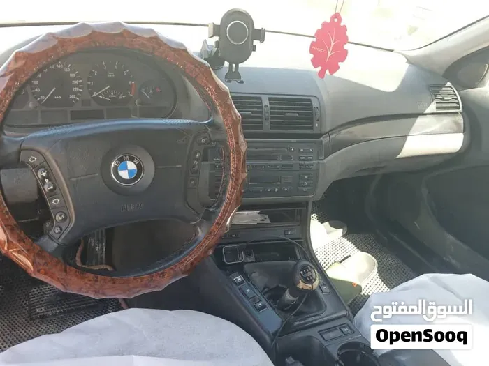 BMW 3 Series 2003 photo 3