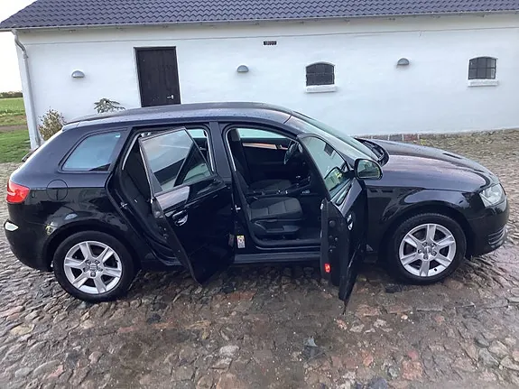 Audi A3 2008 photo 4