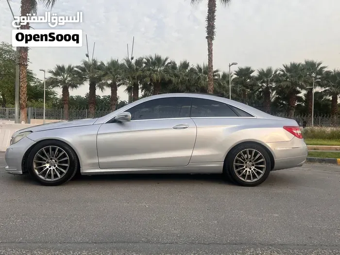 Mercedes-Benz E-Class 2010 photo 3