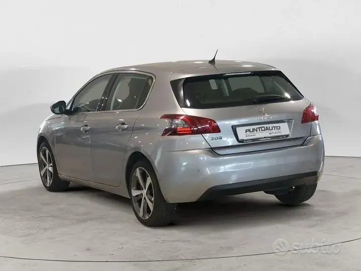 Peugeot 308 2019 photo 3