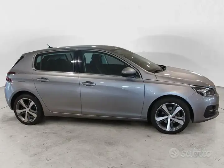 Peugeot 308 2019 photo 5