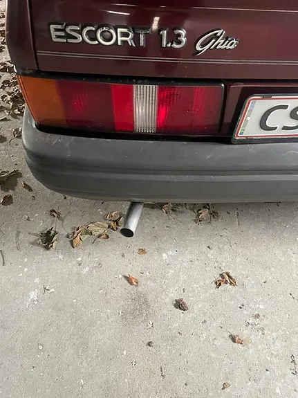 Ford Escort 1990 photo 3