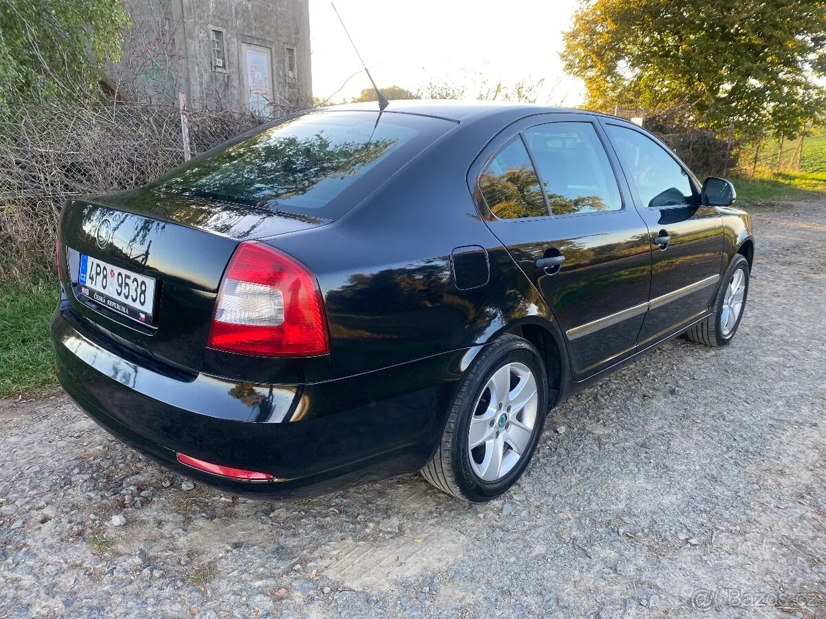 Skoda Octavia Ii 2010 photo 3