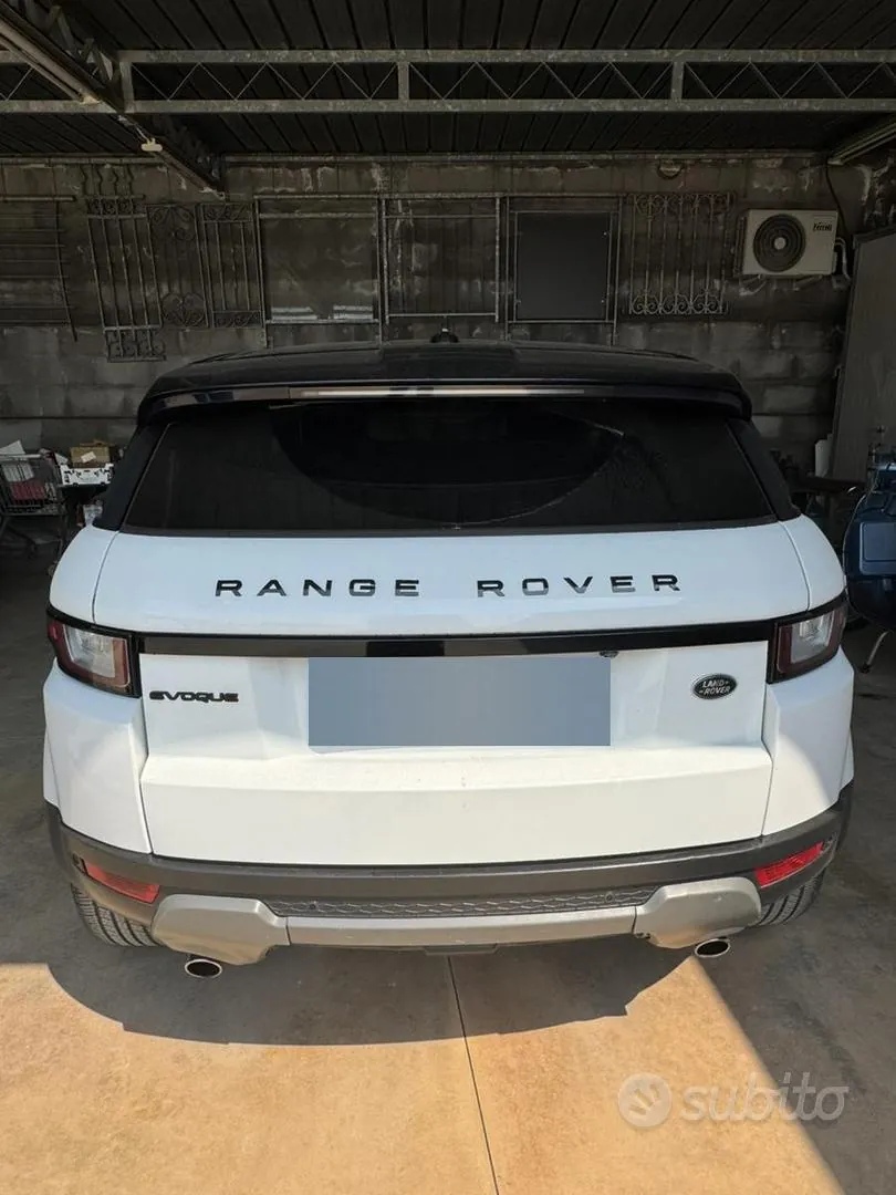 Land Rover Range Rover Evoque 2016 photo 3