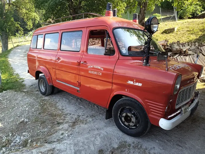 Ford Transit 1976 photo 3