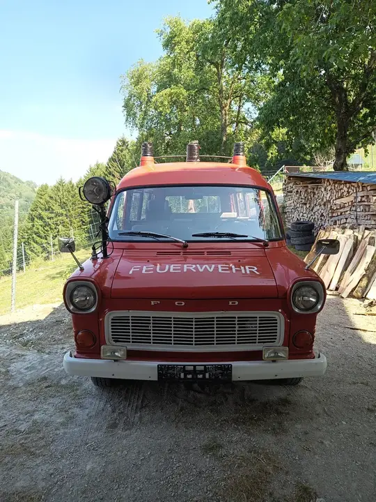 Ford Transit 1976 photo 2