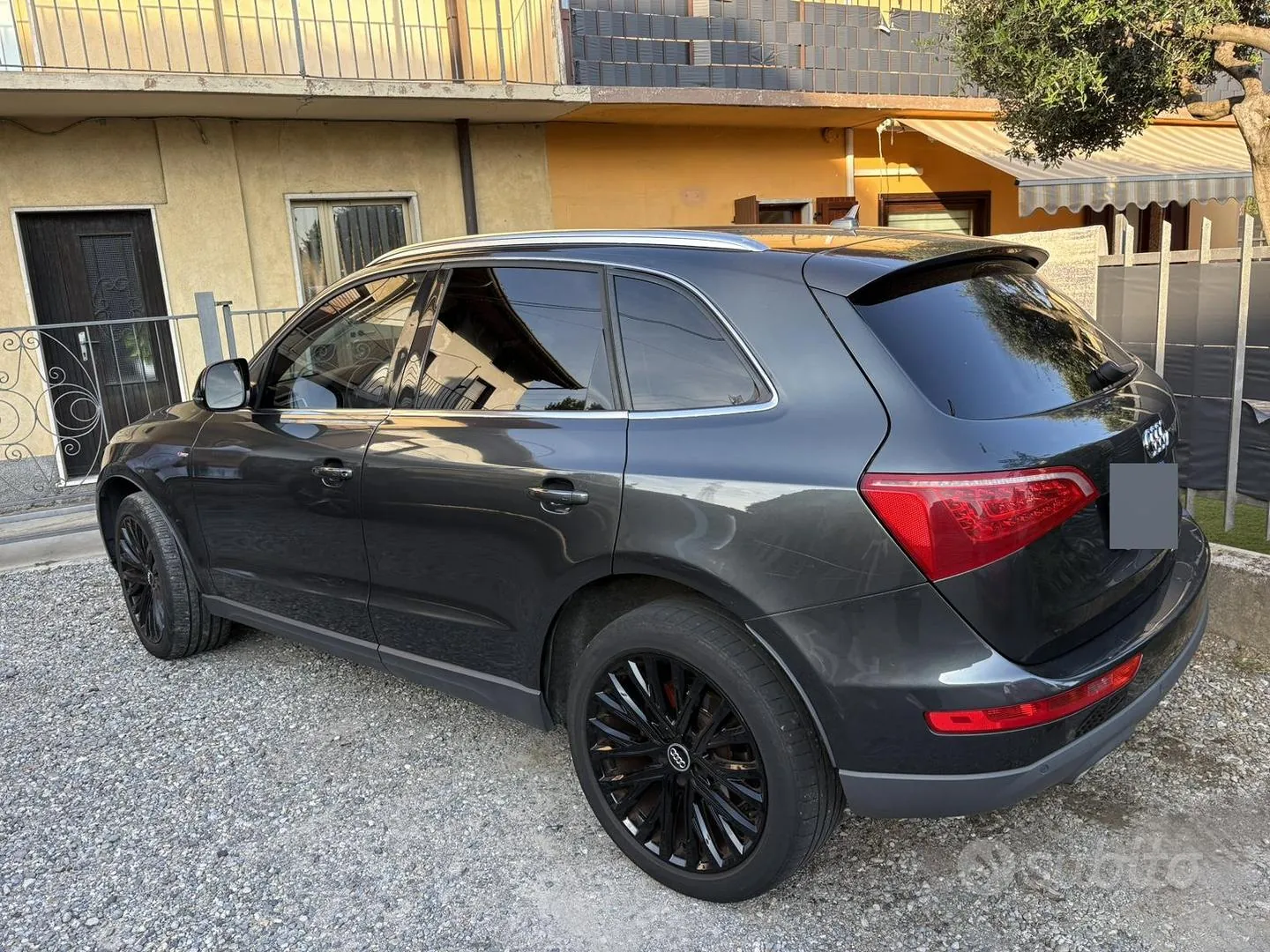 Audi Q5 2011 photo 2