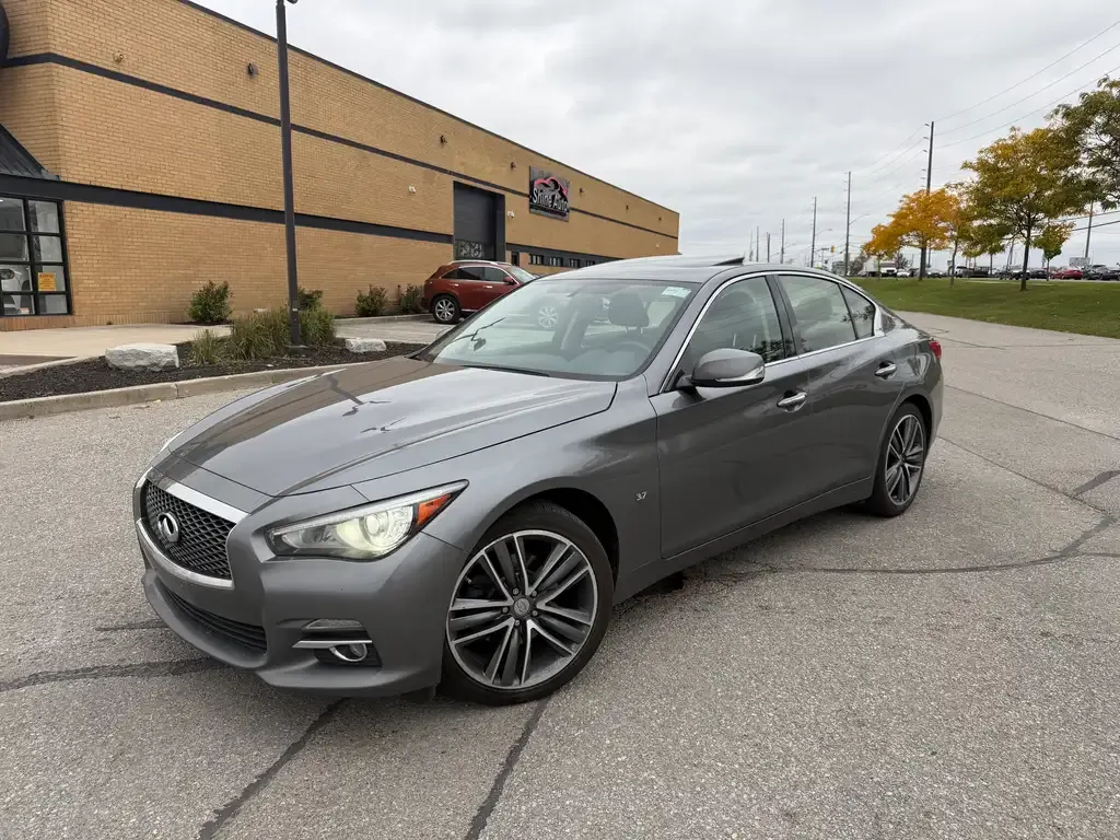 Infiniti Q50