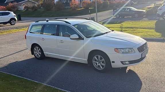 Volvo V70 2014 photo 3