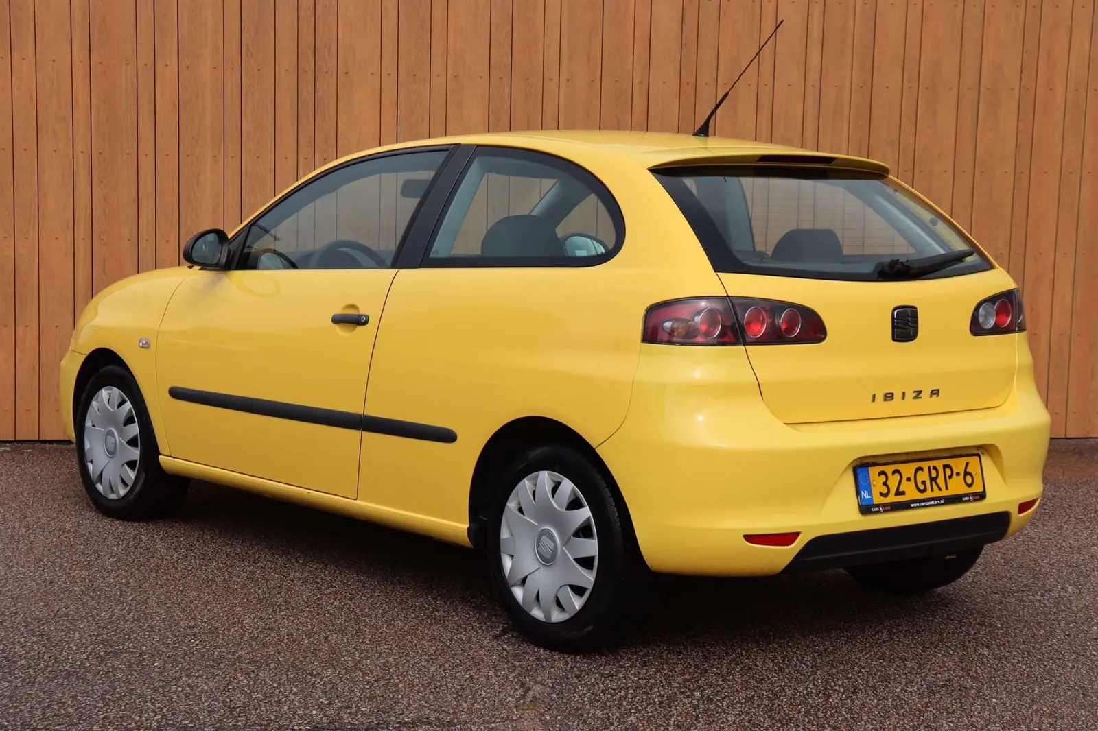 Seat Ibiza 2008 photo 4
