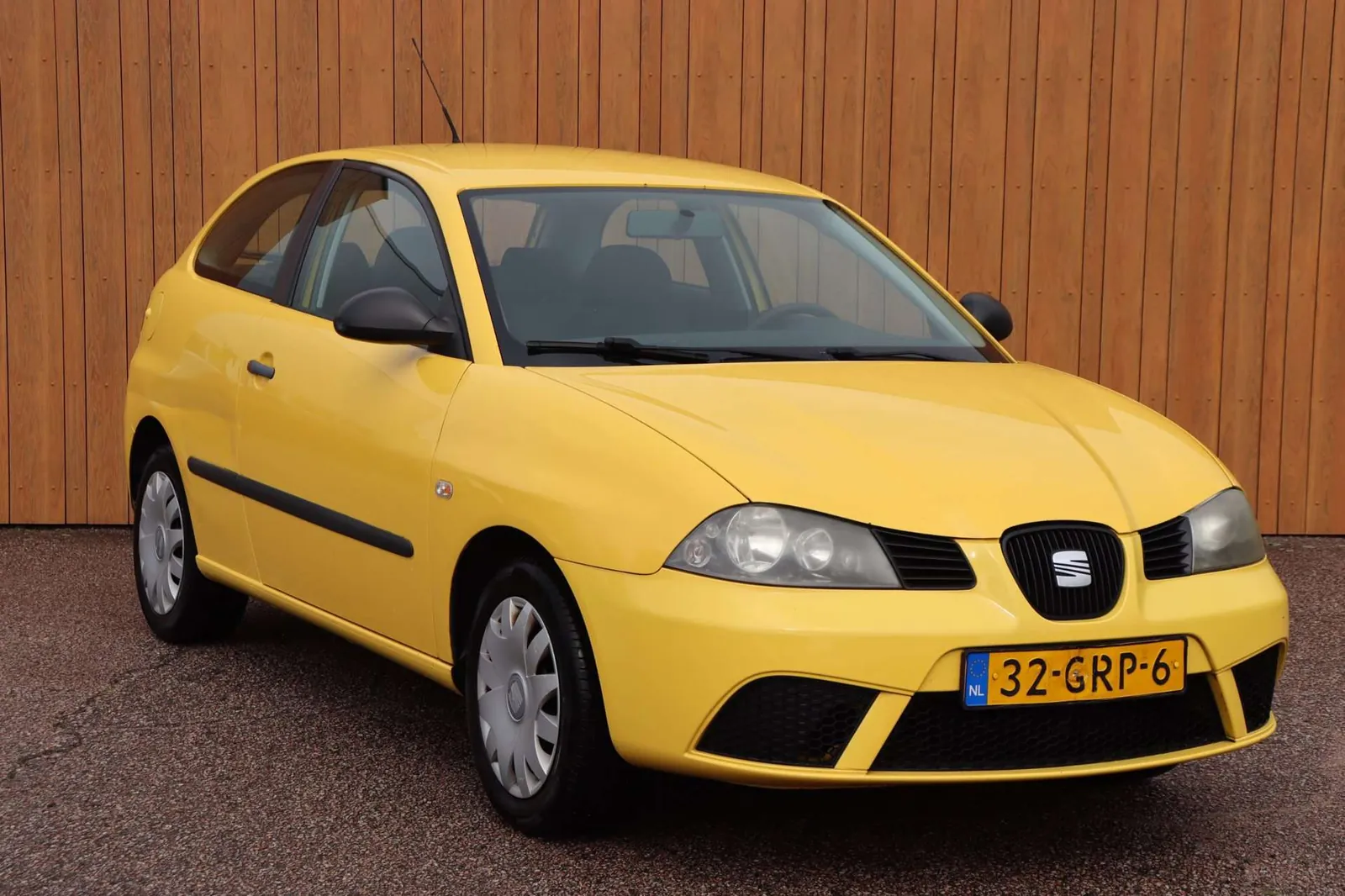 Seat Ibiza 2008 photo 2