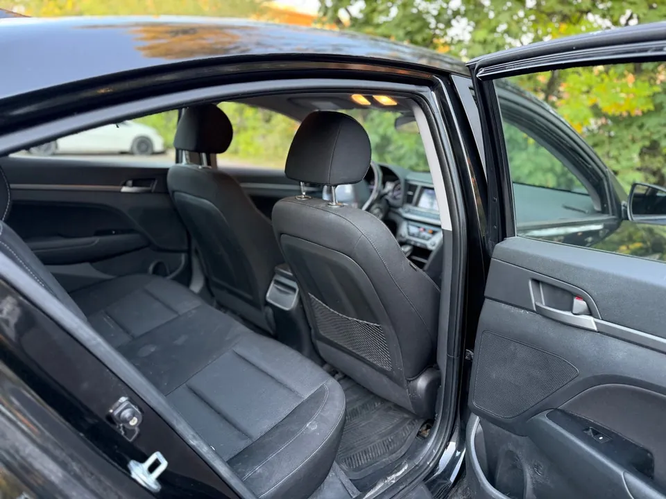 Hyundai Elantra 2018 photo 5