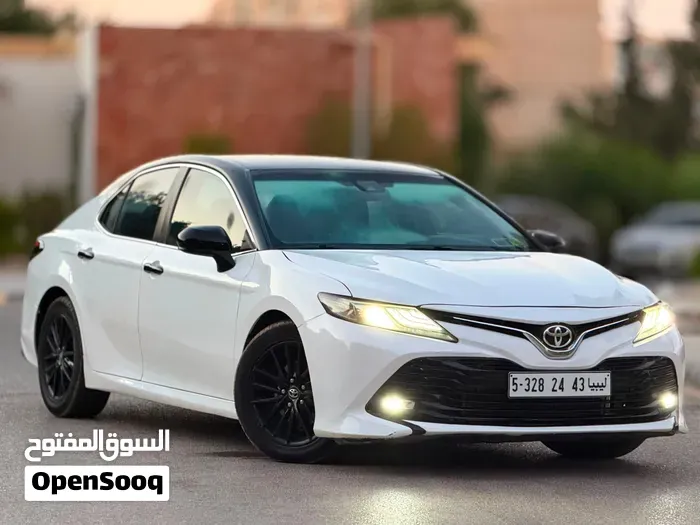 Toyota Camry 2019 photo 5