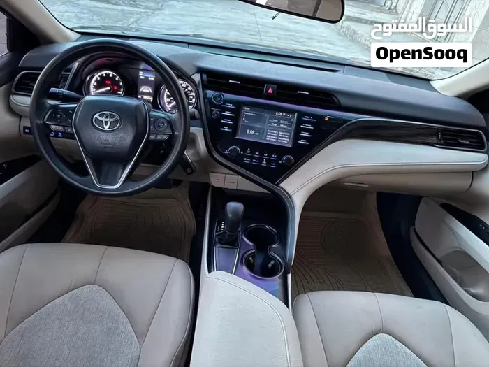 Toyota Camry 2019 photo 2