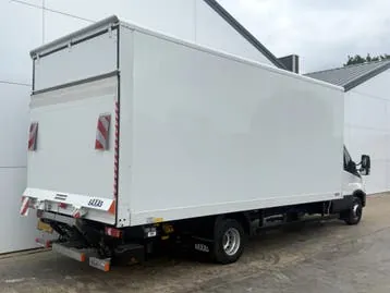 Iveco Daily 2024 photo 3