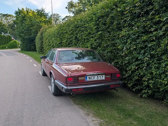 Jaguar Xj40 1988 photo 2