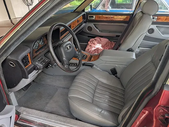 Jaguar Xj40 1988 photo 5