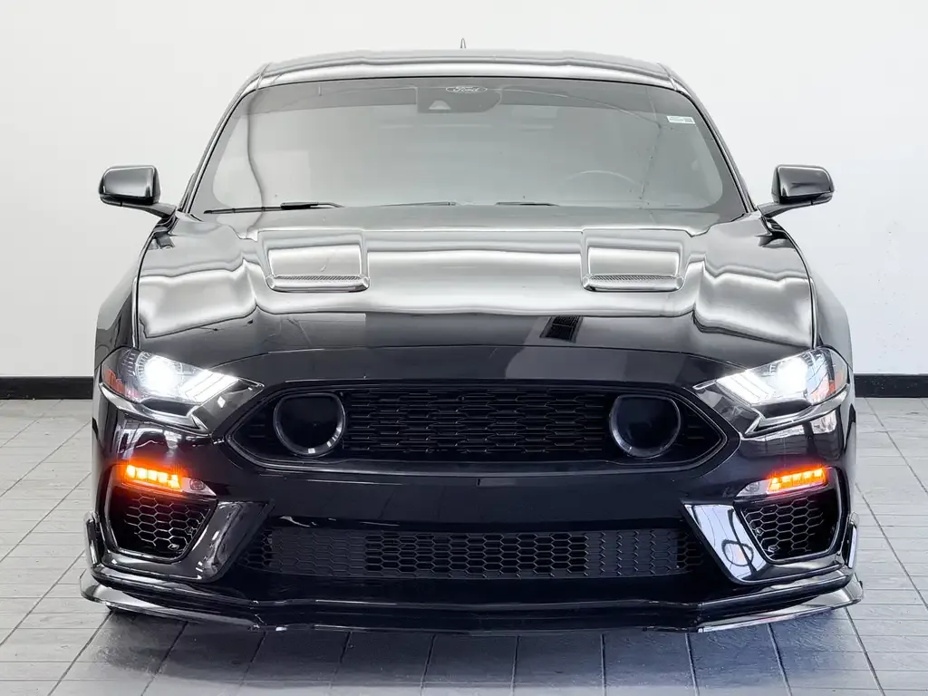 Ford Mustang 2022 photo 2