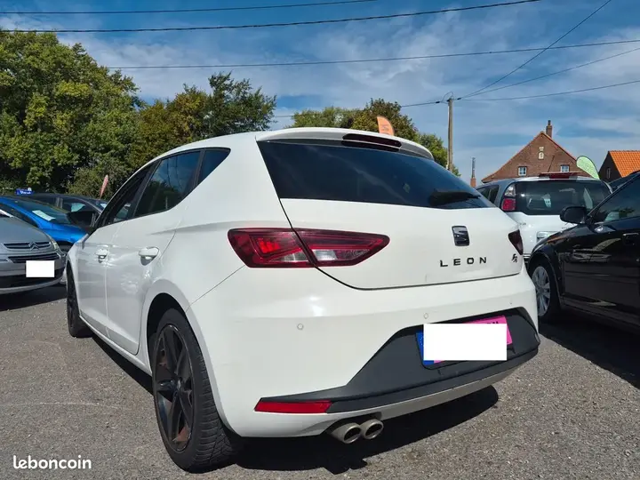 Seat Leon 2014 photo 4