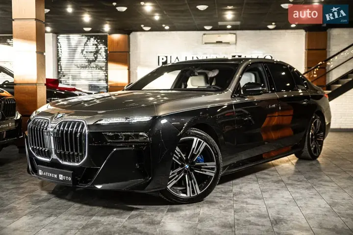 BMW I7