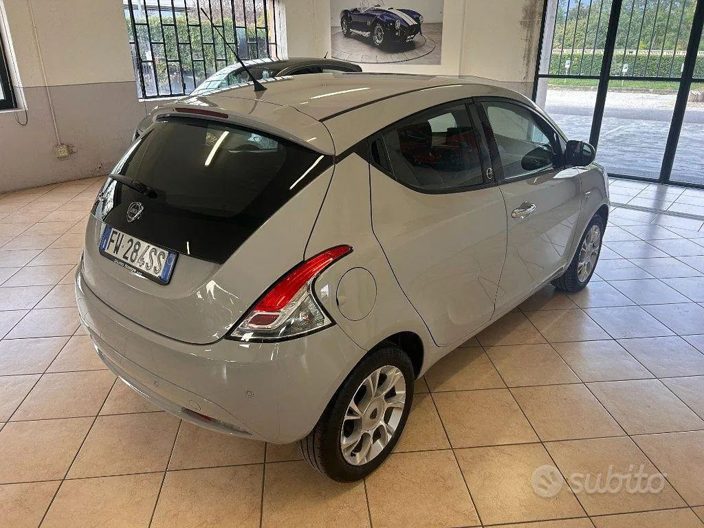 Lancia Ypsilon 2019 photo 3