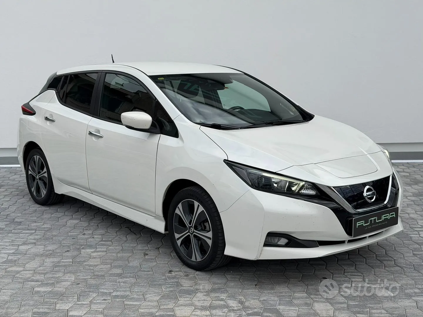 Nissan Leaf 2021 photo 3