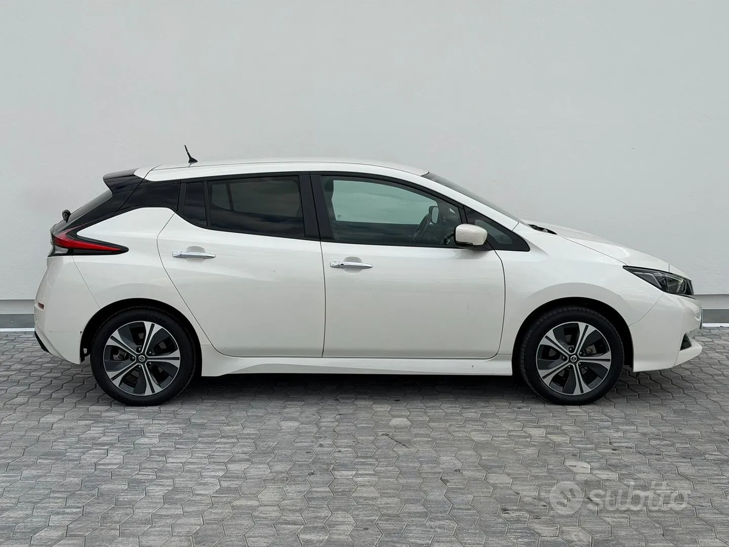 Nissan Leaf 2021 photo 4