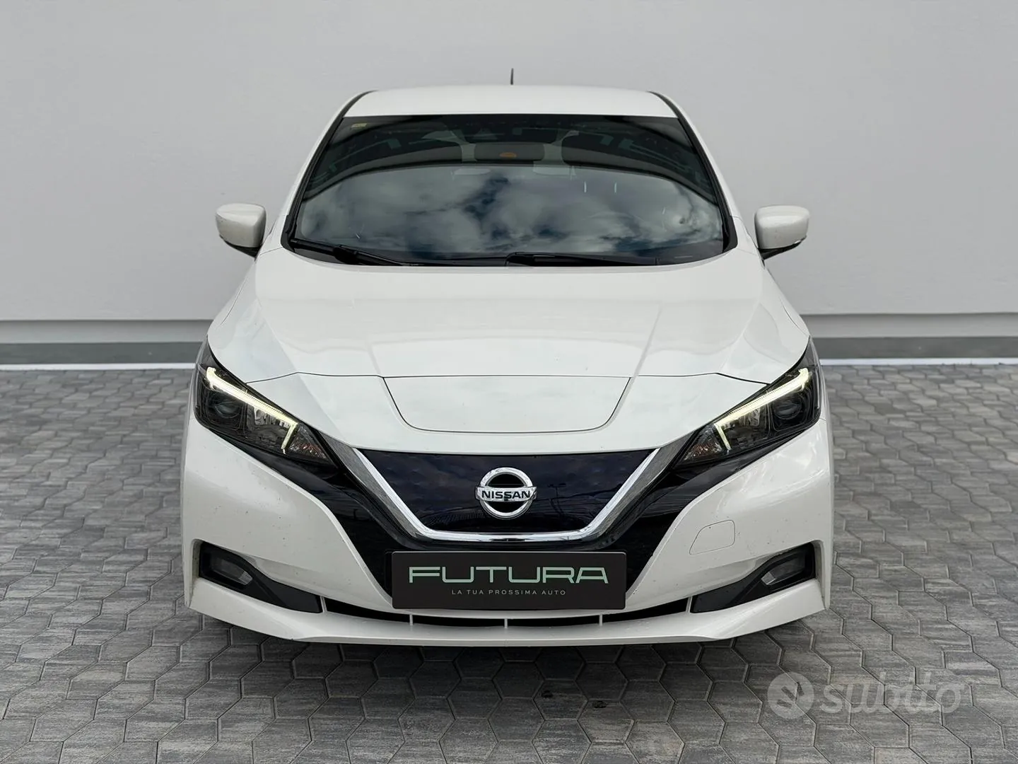 Nissan Leaf 2021 photo 2