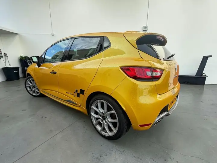 Renault Clio 2014 photo 4