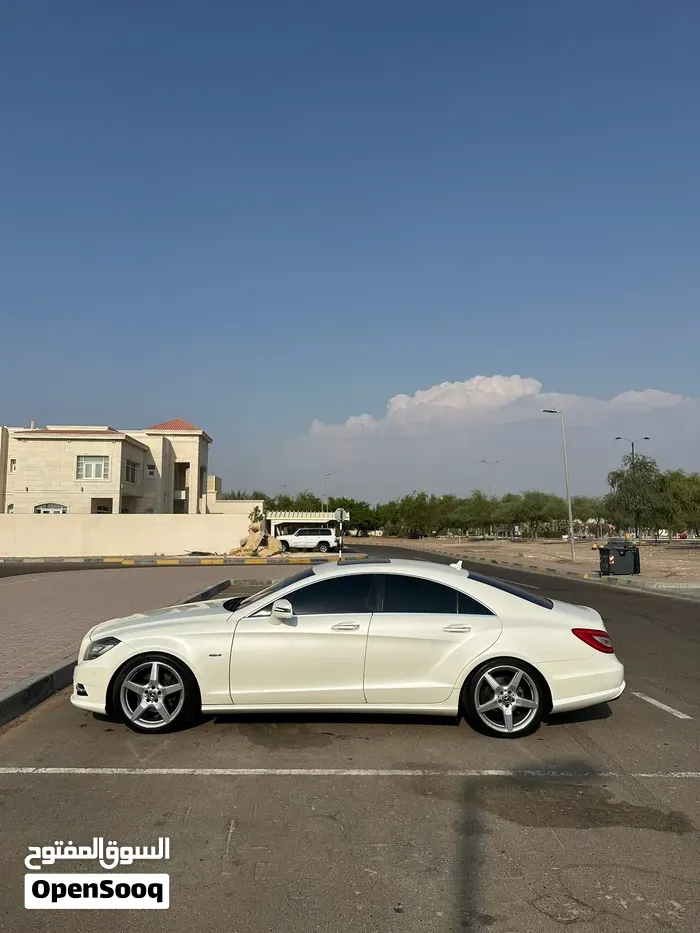 Mercedes-Benz Cls-Class