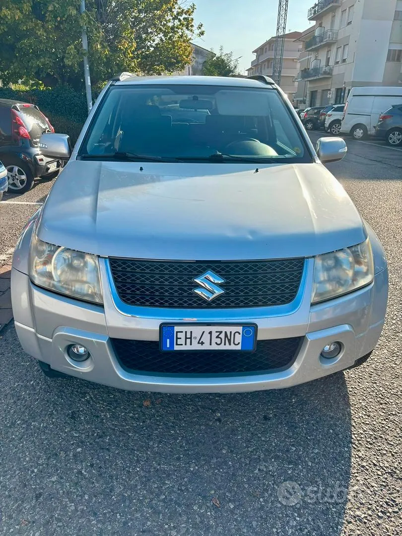 Suzuki Grand Vitara 2011 photo 5