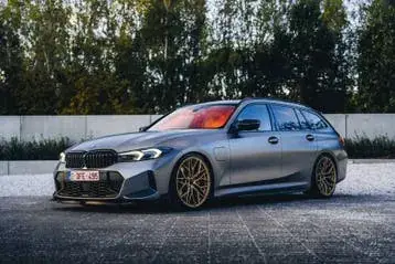 BMW 330E