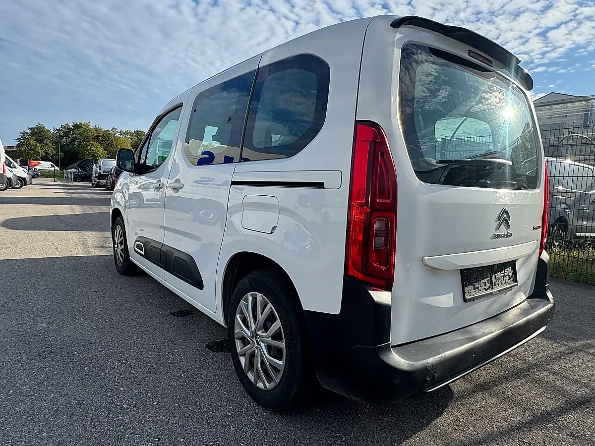 Citroen Berlingo 2022 photo 3