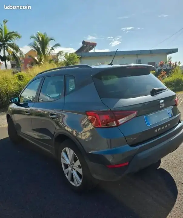 Seat Arona 2019 photo 2