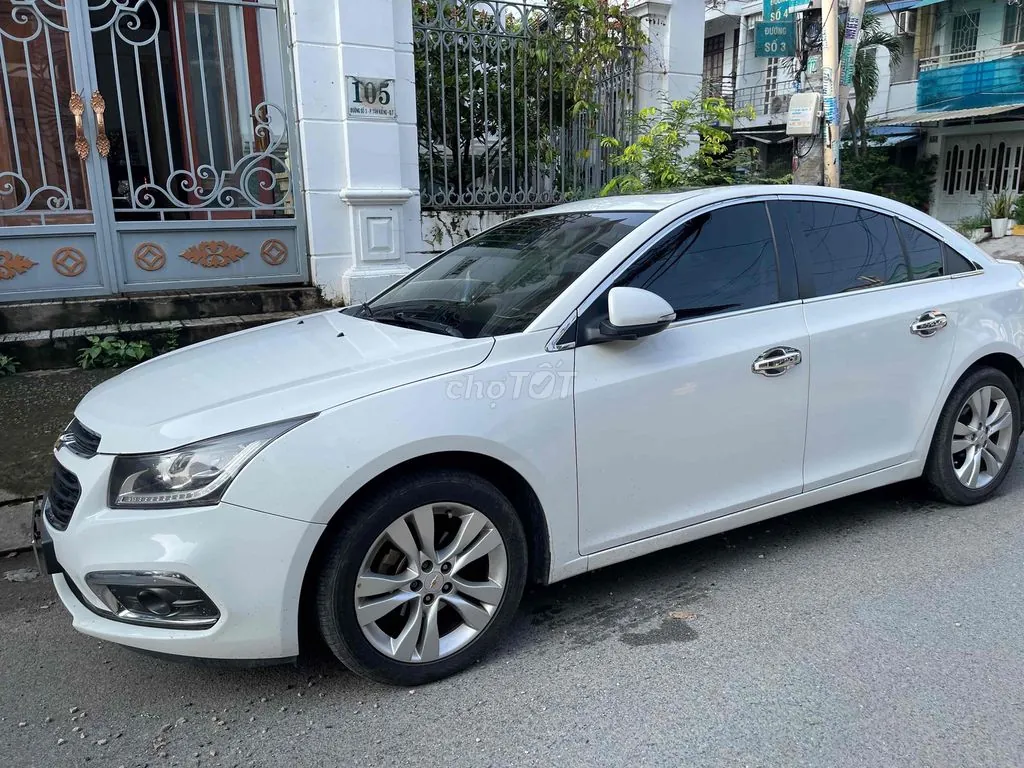 Chevrolet Cruze 2018 photo 2