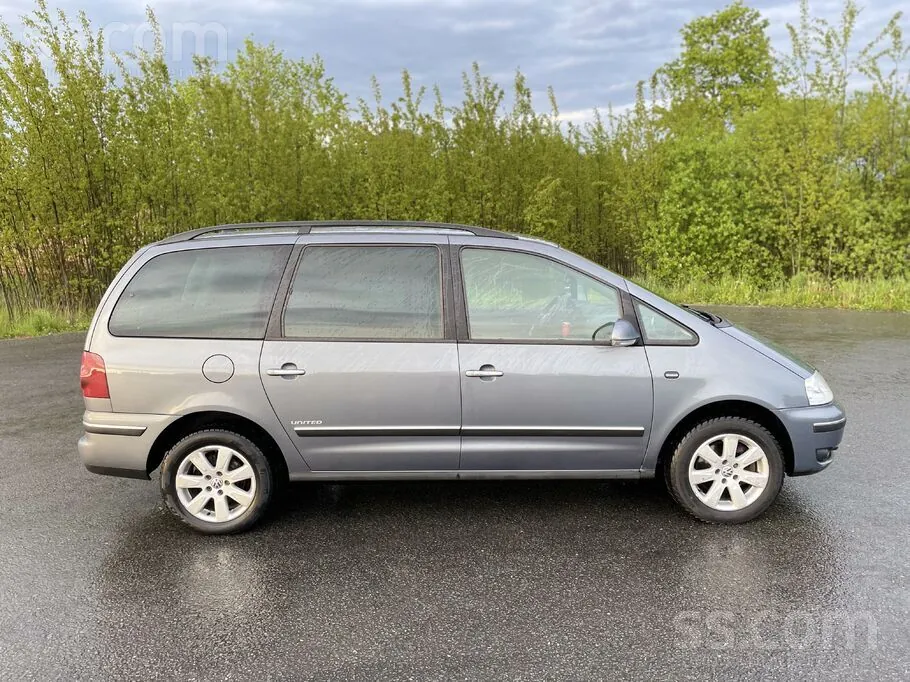 Volkswagen Sharan 2010 photo 4