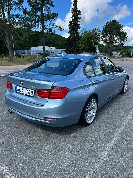 BMW 328I 2013 photo 4