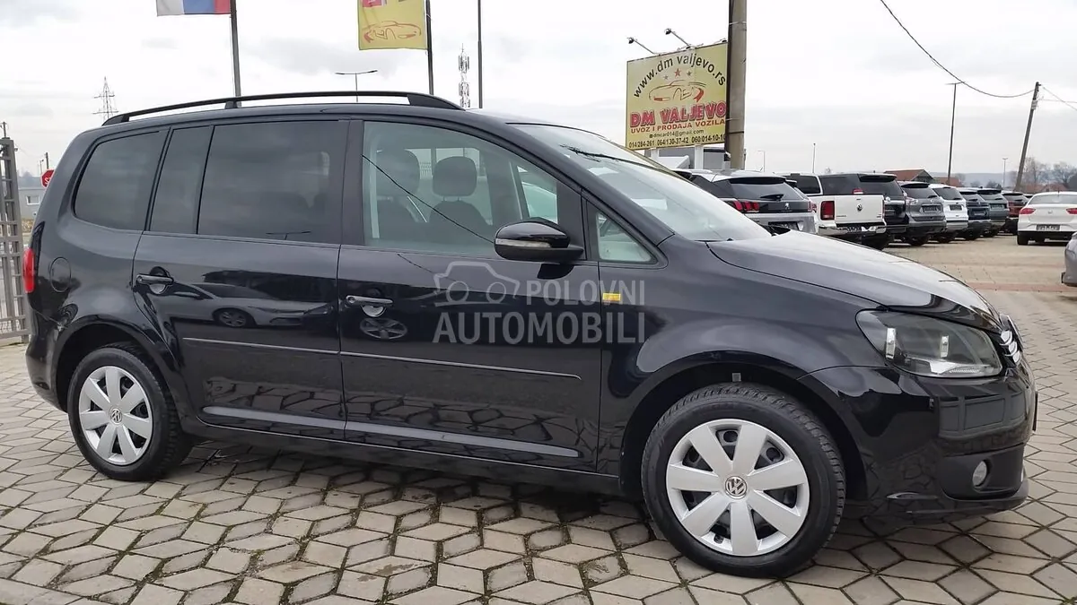 Volkswagen Touran 2013 photo 4