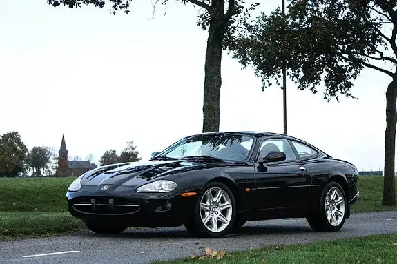 Jaguar Xk 2000 photo 3