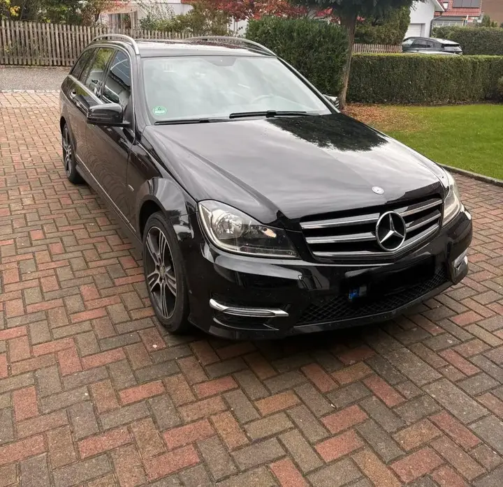 Mercedes-Benz C180
