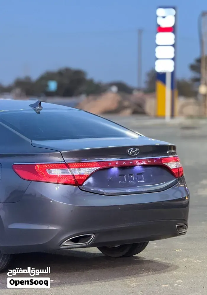 Hyundai Azera 2012 photo 2