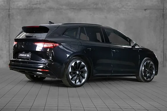 Skoda Enyaq 2022 photo 2