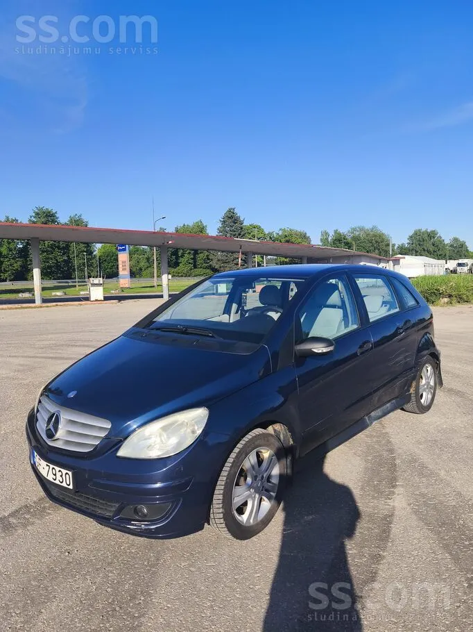 Mercedes-Benz B150