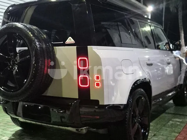 Land Rover Defender 2025 photo 2