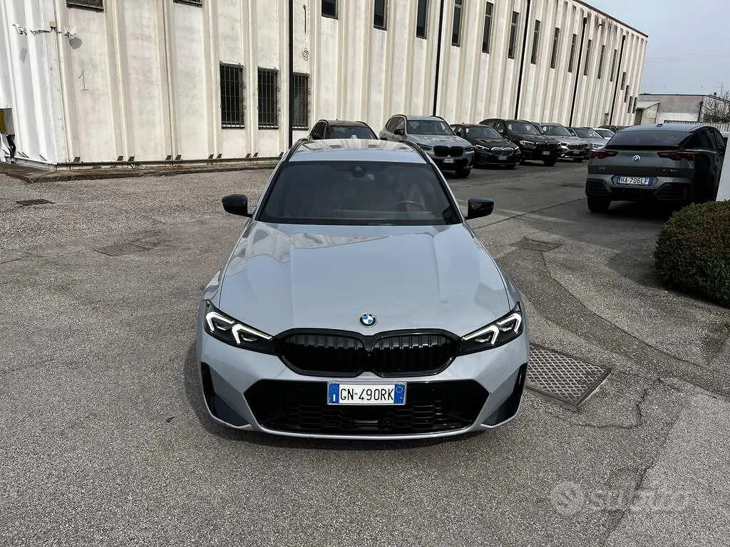 BMW 3 Series 2023 photo 4