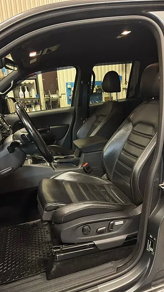 Volkswagen Amarok 2019 photo 2