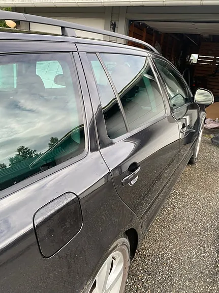 Skoda Octavia 2011 photo 2