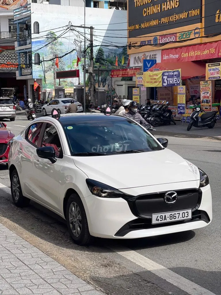Mazda 2
