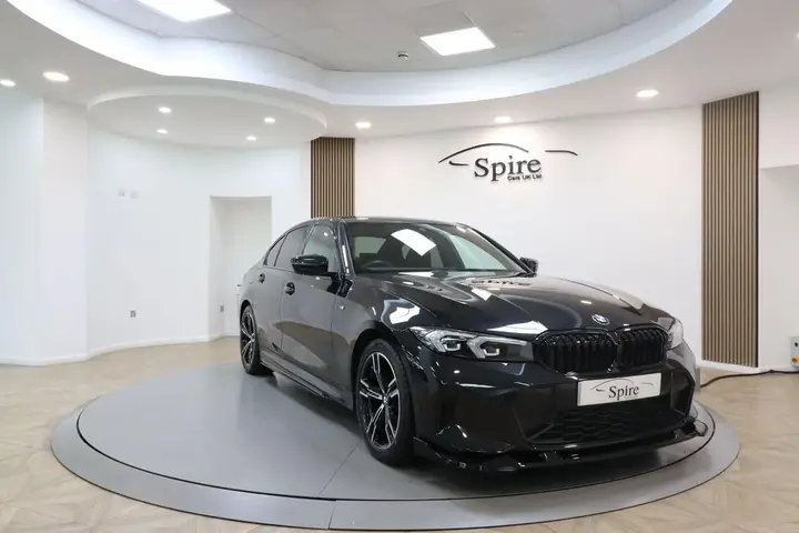 BMW 3 Series 2022 photo 3