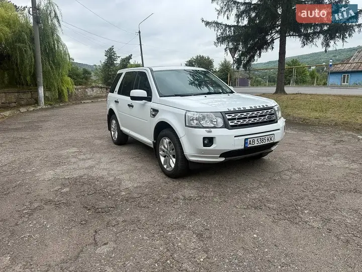 Land Rover Freelander 2011 photo 5